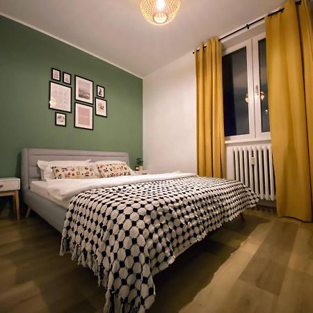 Central Cozy Apartment North Railway St - 4 Min Walk Bukarest Exterior foto